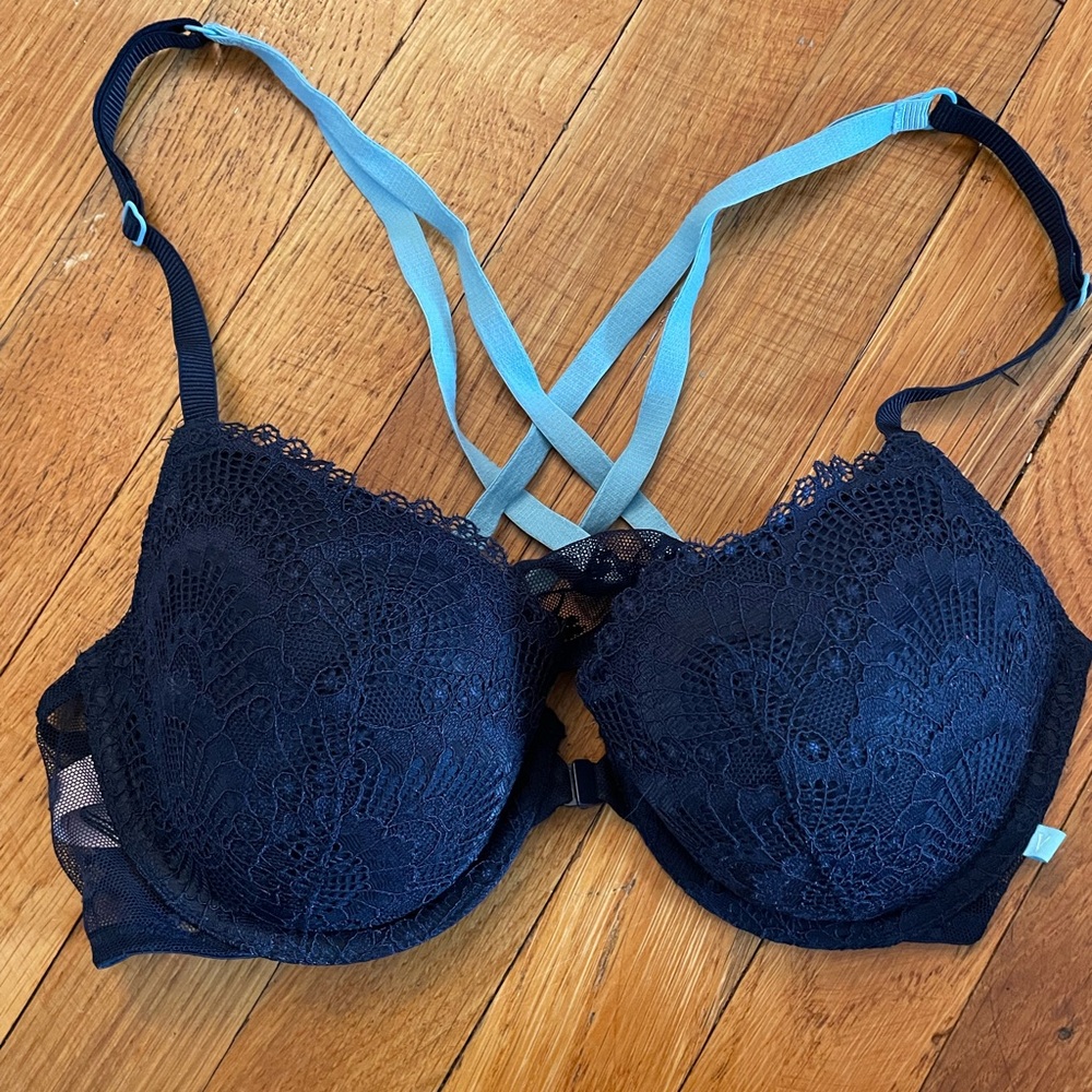 NEW without tags, 34C, navy and blue, lace, Victoria’s Secret bra